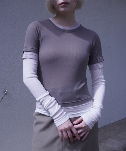 G.V.G.V.（ジーヴィージーヴィー）の「LAYERED L/S TOP（Tシャツ/カットソー・レディース・カーキ/ライトグレー・ONE SIZE）」の2枚目の写真