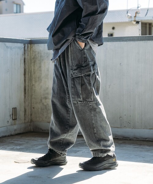HINSON(ヒンソン)の「HINSON/ヒンソン 6POCKET PANTS/6ポケットデニムカーゴパンツ/ミリタリーパンツ(カーゴパンツ・メンズ・サックスブルー/ブラック/ネイビー・MEDIUM/LARGE/SMALL)」の13枚目の写真