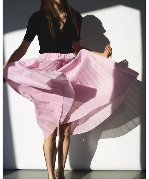 VERMEIL par iena（ヴェルメイユパーイエナ）の「《追加》アコーディオンプリーツスカート（スカート・レディース・ピンク/チャコールグレー・FREE）」の15枚目の写真