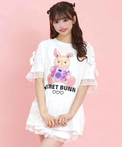 Secret Honey(シークレットハニー)の「肩レースアップうさぎプリントTシャツ(Tシャツ/カットソー・レディース・ブラック/オフホワイト/ホワイト系その他2/ブラック系その他/スミクロ/ホワイト系その他3/ホワイト系その他/ブラック系その他3・FREE)」の18枚目の写真