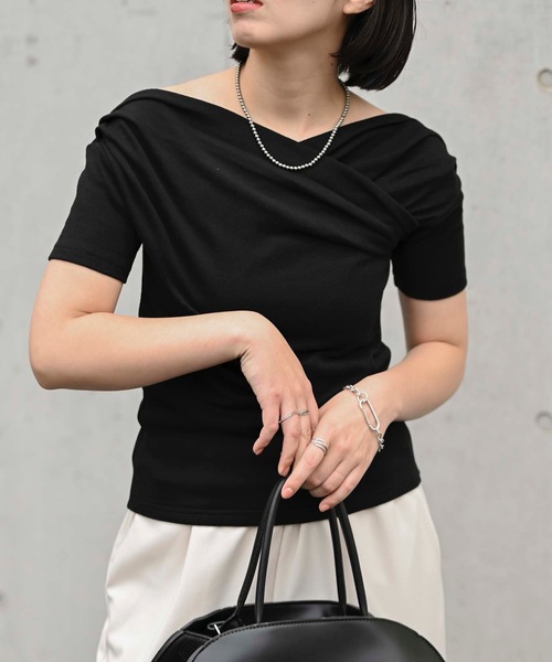 セール】ドレープスムースオフショルトップス（オフショルダー
