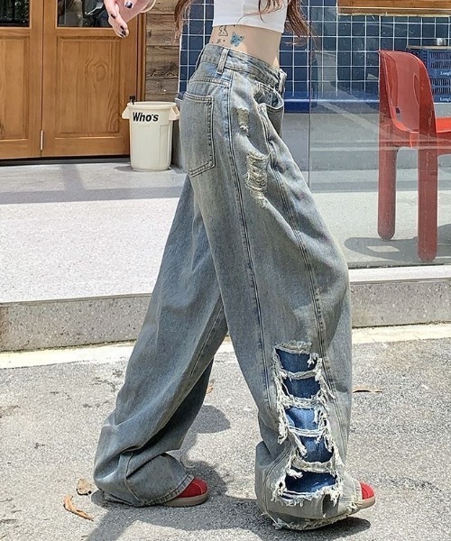 SHEENA(シーナ)の「【新色追加】サイドハイダメージデニムワイドパンツ(デニムパンツ・レディース・ブルー/ブラック・L/M/S)」の7枚目の写真