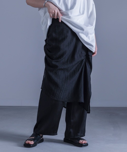 kOhAKU（コハク）の「『シアーギャザースカート付きサテンパンツ』（その他パンツ・レディース・ブラウン/ブラック・2/1）」の16枚目の写真