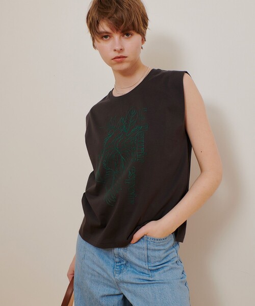 セール】ボタニカル刺繍Tシャツ（Tシャツ/カットソー