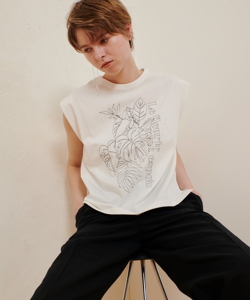セール】ボタニカル刺繍Tシャツ（Tシャツ/カットソー