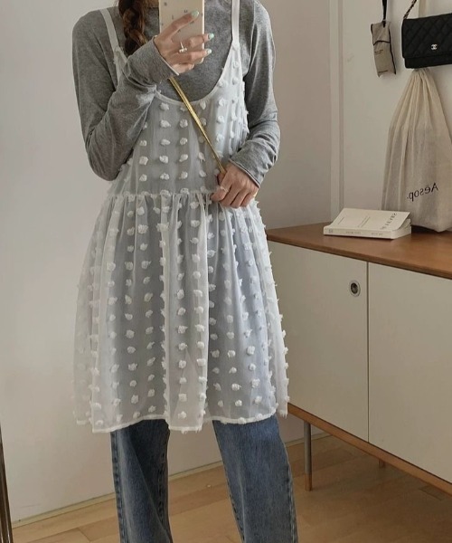 Achic(アシック)の「レイヤード刺繍シアーキャミチュニック(ワンピース・レディース・ホワイト/ホワイト系その他・M)」の17枚目の写真