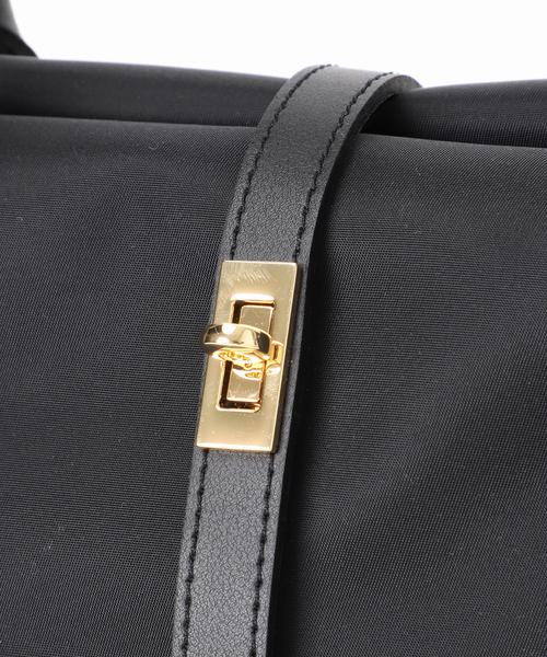 Spick & Span(スピックアンドスパン)の「VIOLAd’ORO / ヴィオラドーロ 金具付きバッグ(ショルダーバッグ・レディース・ブラック/ベージュ・FREE)」の12枚目の写真