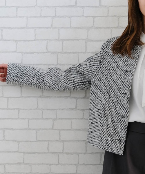aquagarage(アクアガレージ)の「ノーカラーツイードジャケット(その他アウター・レディース・ホワイト系その他/ブラック・L/M)」の10枚目の写真