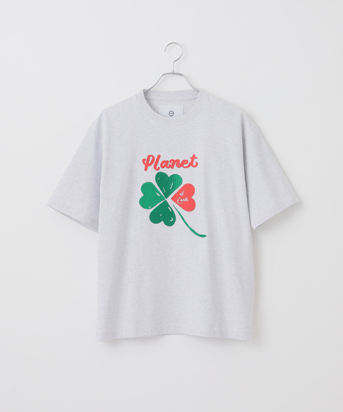 B.C STOCK(ベーセーストック)の「【PLANET OF EARTH】フラワー エンブロイダリーTシャツ(Tシャツ/カットソー・メンズ・ホワイト/チャコールグレー/グレー/アイボリー・SMALL/MEDIUM/LARGE)」の4枚目の写真