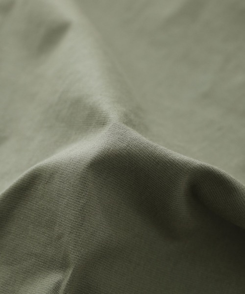 n'OrLABEL(ノアールレーベル)の「【機能素材】『綿麻混バレルレッグパンツ』(その他パンツ・レディース・カーキ/チャコール/ネイビー・2/1)」の7枚目の写真