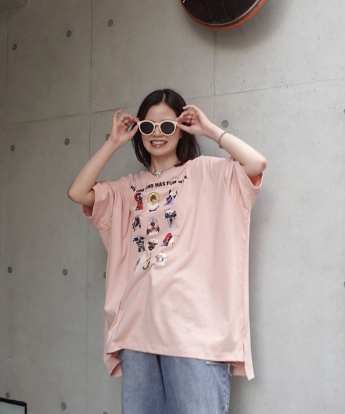 CORNERS（コーナーズ）の「ゆかいなワンコTシャツ（Tシャツ/カットソー・レディース・ホワイト/ブラック/ピンク/グリーン/グレイッシュベージュ・FREE）」の5枚目の写真