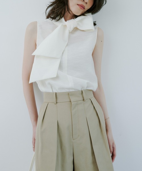 anuans（アニュアンス）の「【ZOZO限定カラー】シアールーバンブラウス（シャツ/ブラウス・レディース・ブラウン/ベージュ/サックスブルー/ブラック/アイボリー・FREE）」の10枚目の写真