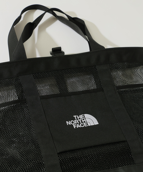 THE NORTH FACE（ザノースフェイス）の「THE NORTH FACE / ザ ノースフェイス グラットン メッシュ トート S（トートバッグ・メンズ・ブラック・FREE）」の2枚目の写真