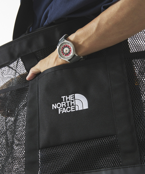 THE NORTH FACE（ザノースフェイス）の「THE NORTH FACE / ザ ノースフェイス グラットン メッシュ トート S（トートバッグ・メンズ・ブラック・FREE）」の5枚目の写真