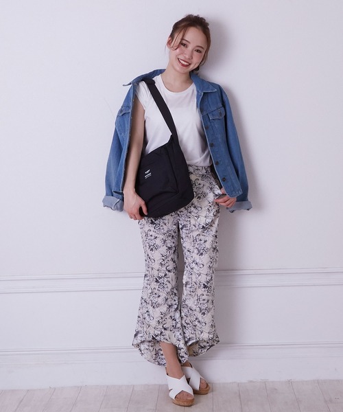 anello（アネロ）の「アネロ anello リップストップ杢調ポリ 縦型ショルダーバッグ AT-H1812（ショルダーバッグ・レディース・ネイビー/グリーン・FREE）」の5枚目の写真