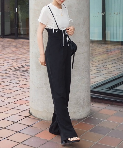 LAULEN(ローレン)の「thin strap salopette /ハイウエストセンタープレスサスペンダーパンツ(その他パンツ・レディース・チャコールグレー/ブラック・M/S)」の3枚目の写真