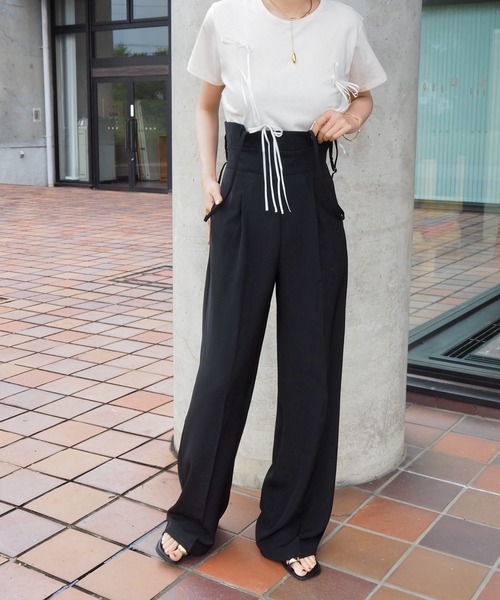 LAULEN(ローレン)の「thin strap salopette /ハイウエストセンタープレスサスペンダーパンツ(その他パンツ・レディース・チャコールグレー/ブラック・M/S)」の8枚目の写真