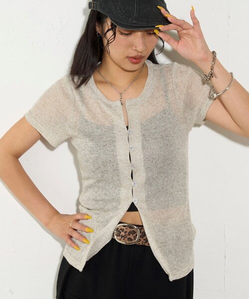 WHO'S WHO gallery（フーズフーギャラリー）の「シアーナロー半袖カーディガン（カーディガン/ボレロ・レディース・イエロー/オフホワイト/グレー/ブラック・FREE）」の12枚目の写真
