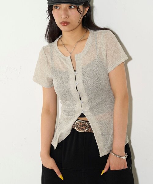 WHO'S WHO gallery（フーズフーギャラリー）の「シアーナロー半袖カーディガン（カーディガン/ボレロ・レディース・イエロー/オフホワイト/グレー/ブラック・FREE）」の7枚目の写真