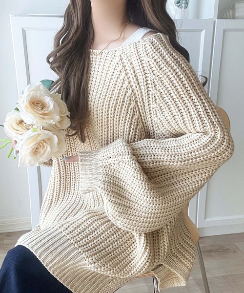 classicalelf(クラシカルエルフ)の「後ろ姿まで抜け感UP♪ケーブル編みバックデザイン×ルース片畦ビッグラグランニット(ニット/セーター・レディース・アイボリー/ネイビー/モカ/ブラウン・X-LARGE/SMALL/MEDIUM/LARGE)」の7枚目の写真