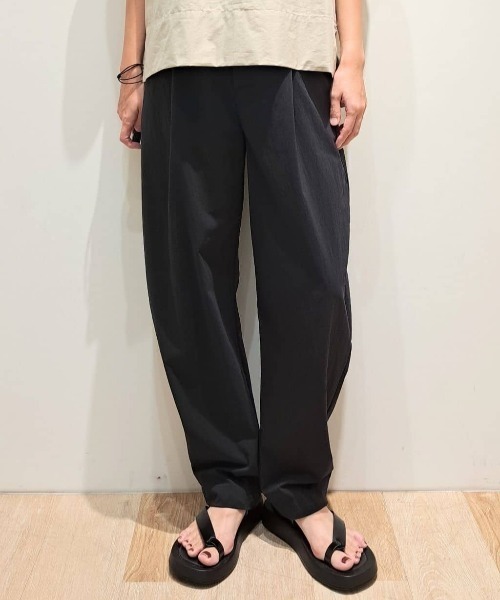 human woman(ヒューマンウーマン)の「◆ナイロンタスランストレッチパンツ(その他パンツ・レディース・ブラック/グレー・MEDIUM/SMALL)」の6枚目の写真