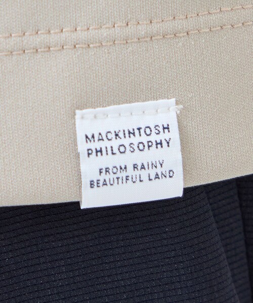 MACKINTOSH PHILOSOPHY(マッキントッシュ フィロソフィー)の「COOLDOTS フロントコンビTシャツ(Tシャツ/カットソー・メンズ・ライトベージュ/ダークネイビー/ホワイト・40/38)」の11枚目の写真