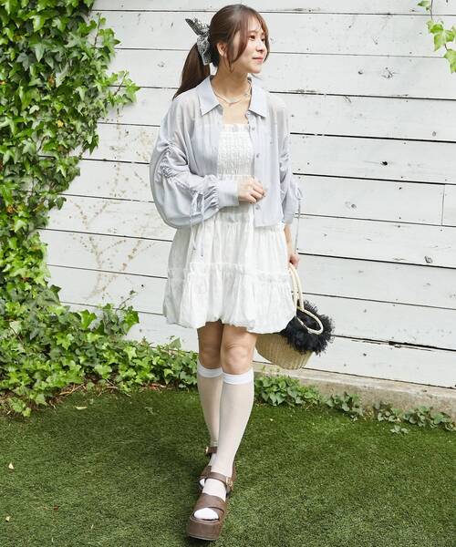 MAJESTIC LEGON（マジェスティックレゴン）の「キラキラドロストシアーシャツ（シャツ/ブラウス・レディース・アイボリー/ライトブルー/チャコールグレー/ピンク・MEDIUM）」の19枚目の写真