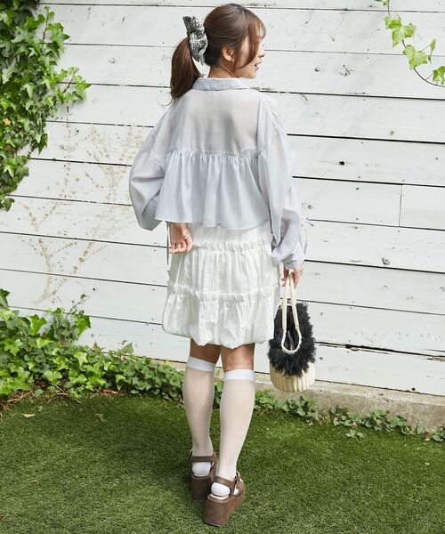 MAJESTIC LEGON（マジェスティックレゴン）の「キラキラドロストシアーシャツ（シャツ/ブラウス・レディース・アイボリー/ライトブルー/チャコールグレー/ピンク・MEDIUM）」の21枚目の写真