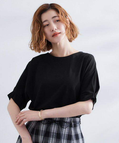 grove（グローブ）の「【UVカット/ひんやり/二の腕カバー】タックドルマンプルオーバー（Tシャツ/カットソー・レディース・ブラック/オフホワイト/グレー/ブルー/ライトイエロー系・02/03/01/05/04）」の3枚目の写真