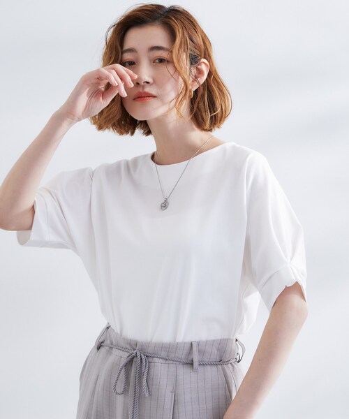 grove（グローブ）の「【UVカット/ひんやり/二の腕カバー】タックドルマンプルオーバー（Tシャツ/カットソー・レディース・ブラック/オフホワイト/グレー/ブルー/ライトイエロー系・02/03/01/05/04）」の7枚目の写真