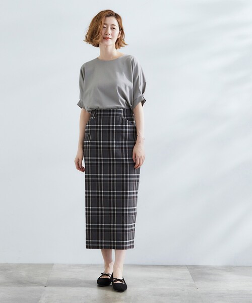 grove（グローブ）の「【UVカット/ひんやり/二の腕カバー】タックドルマンプルオーバー（Tシャツ/カットソー・レディース・ブラック/オフホワイト/グレー/ブルー/ライトイエロー系・02/03/01/05/04）」の15枚目の写真