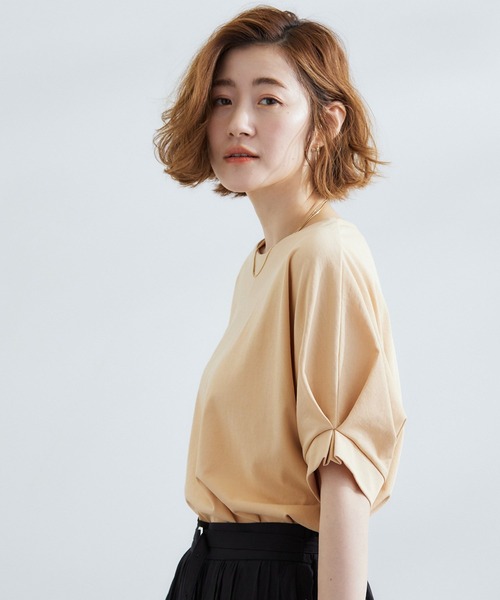 grove（グローブ）の「【UVカット/ひんやり/二の腕カバー】タックドルマンプルオーバー（Tシャツ/カットソー・レディース・ブラック/オフホワイト/グレー/ブルー/ライトイエロー系・02/03/01/05/04）」の5枚目の写真