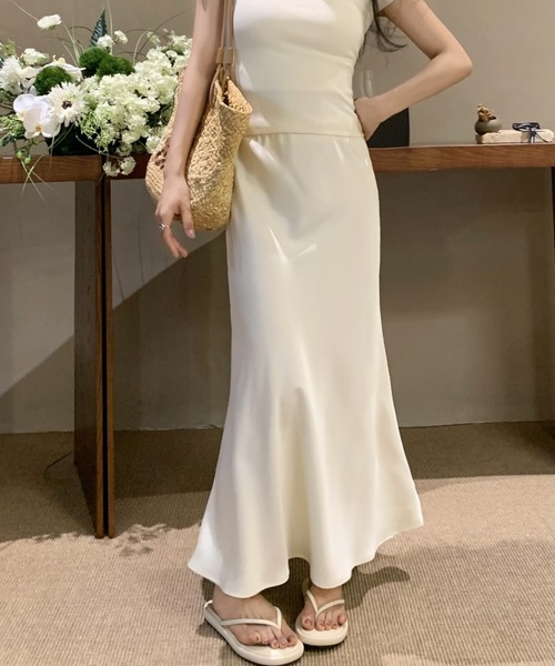 FREE STYLISTS(フリー スタイリスト)の「YUGA_YGMC Satin narrow mermaid skirt(スカート・レディース・シャンパン/オフホワイト/ブラック・XL/M/L)」の6枚目の写真