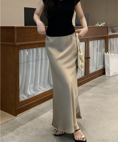 FREE STYLISTS(フリー スタイリスト)の「YUGA_YGMC Satin narrow mermaid skirt(スカート・レディース・シャンパン/オフホワイト/ブラック・XL/M/L)」の13枚目の写真
