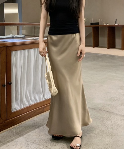 FREE STYLISTS(フリー スタイリスト)の「YUGA_YGMC Satin narrow mermaid skirt(スカート・レディース・シャンパン/オフホワイト/ブラック・XL/M/L)」の16枚目の写真