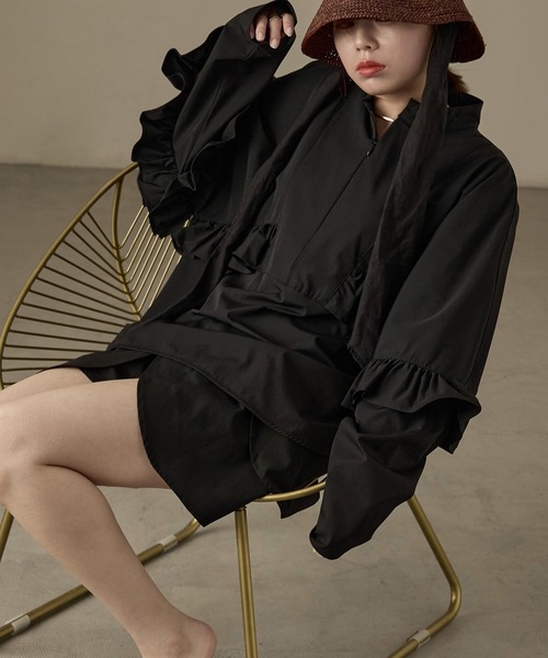 Fashion Letter（ファッションレター）の「水陸両用 フリルデザイン ラッシュガード ブラウス（ラッシュガード・レディース・ブラック・M）」の2枚目の写真