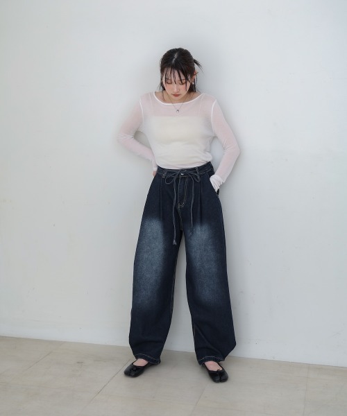 Bab（バブ）の「【M・Lサイズ展開】ウエストデザイン　ルーズデニムパンツ（その他パンツ・レディース・ライトブルー/ブルー・M/L）」の20枚目の写真