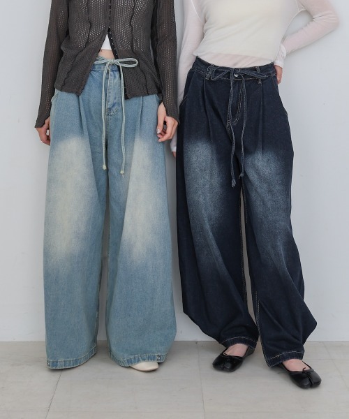 Bab（バブ）の「【M・Lサイズ展開】ウエストデザイン　ルーズデニムパンツ（その他パンツ・レディース・ライトブルー/ブルー・M/L）」の18枚目の写真