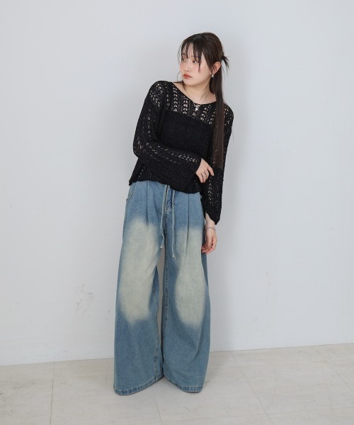 Bab（バブ）の「【M・Lサイズ展開】ウエストデザイン　ルーズデニムパンツ（その他パンツ・レディース・ライトブルー/ブルー・M/L）」の4枚目の写真