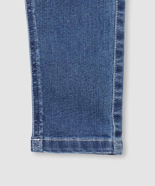 NAVY（ネイビー）の「NAVY のびるモン ツイルストレッチ スキニーギャザーパンツ（デニムパンツ・キッズ・ブルー/ライトブルー/ブラック系その他/ブラック・140/130/120/160/150）」の17枚目の写真