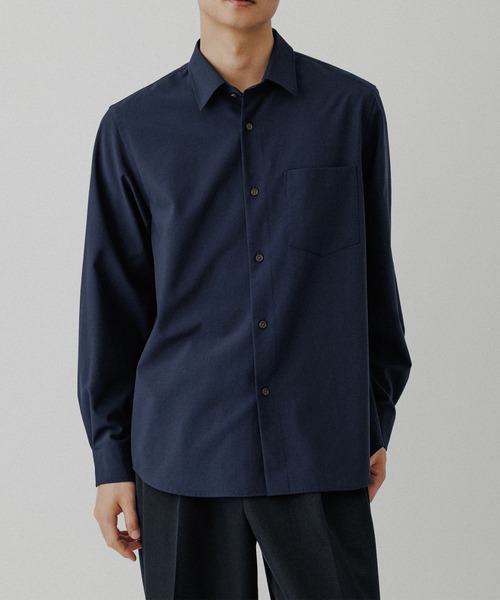 ADAM ET ROPE'（アダムエロペ）の「【NIKKE】レギュラーカラー シャツ（シャツ/ブラウス・メンズ・ブラック/チャコールグレー/ネイビー・L/M）」の7枚目の写真