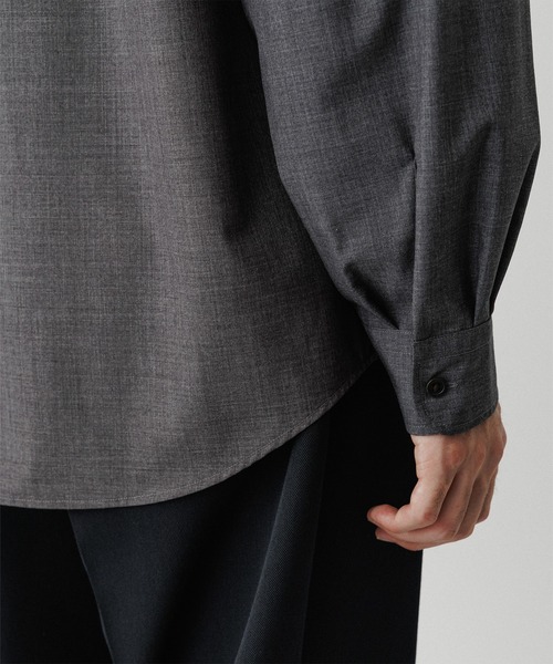 ADAM ET ROPE'（アダムエロペ）の「【NIKKE】レギュラーカラー シャツ（シャツ/ブラウス・メンズ・ブラック/チャコールグレー/ネイビー・L/M）」の18枚目の写真