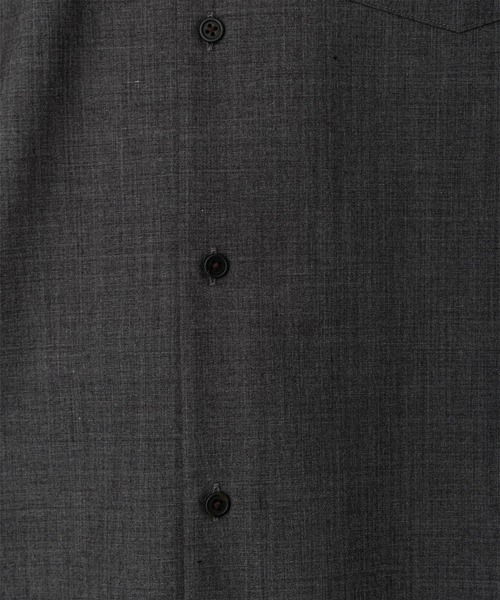 ADAM ET ROPE'（アダムエロペ）の「【NIKKE】レギュラーカラー シャツ（シャツ/ブラウス・メンズ・ブラック/チャコールグレー/ネイビー・L/M）」の19枚目の写真
