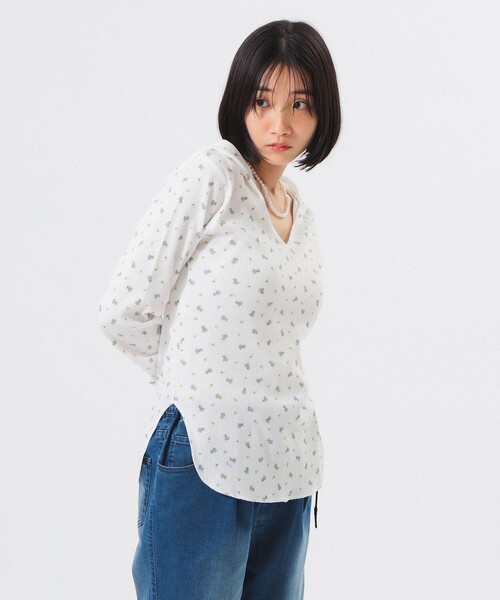 BEAMS BOY(ビームスボーイ)の「【1/15再値下げ】フラワー サーマル パーカー(Tシャツ/カットソー・レディース・オフホワイト/ライトグレー・ONE SIZE)」の11枚目の写真