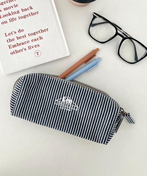 Lee(リー)の「Lee/リー プリントロゴ 2連ポケット マルチポーチ/カジュアル 化粧ポーチ 小物入れ/キャンバス デニム ヒッコリー(ポーチ・レディース・ホワイト/ストライプ/ネイビー/ブラック/ブルー/ブラック系その他・FREE)」の10枚目の写真