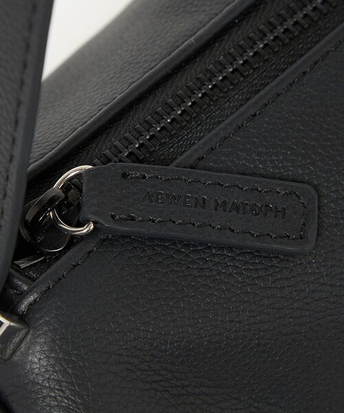 AEWEN MATOPH（イウエン マトフ）の「＜AEWEN MATOPH＞V＆H ３WAY レザーミニバッグ（ショルダーバッグ・レディース・ブラック・FREE）」の18枚目の写真