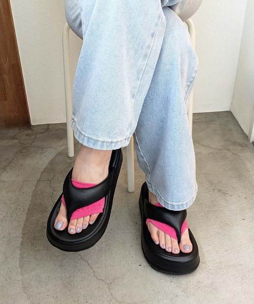 styiro（スタイロ）の「トングソックス 抗菌 消臭（ソックス/靴下・レディース・フューシャピンク/グレー/ネイビー/ブラウン/ブラック/ホワイト・FREE）」の6枚目の写真