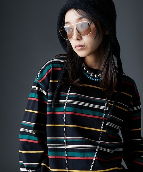 GEVS.(ジェイヴィス)の「綿100%マルチボーダーロングスリーブTシャツ<大きいサイズ有>GEVS.(Tシャツ/カットソー・レディース・ブラック系/ベージュ系・5L/4L/3L/LL/L/M)」の1枚目の写真