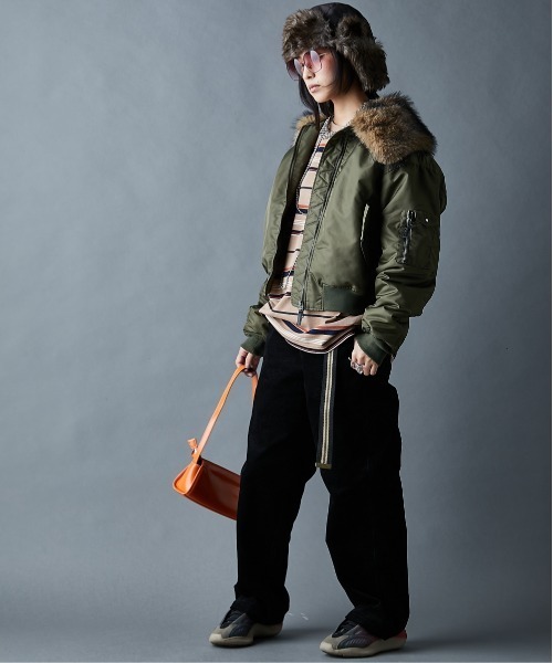 GEVS.(ジェイヴィス)の「綿100%マルチボーダーロングスリーブTシャツ<大きいサイズ有>GEVS.(Tシャツ/カットソー・レディース・ブラック系/ベージュ系・5L/4L/3L/LL/L/M)」の12枚目の写真