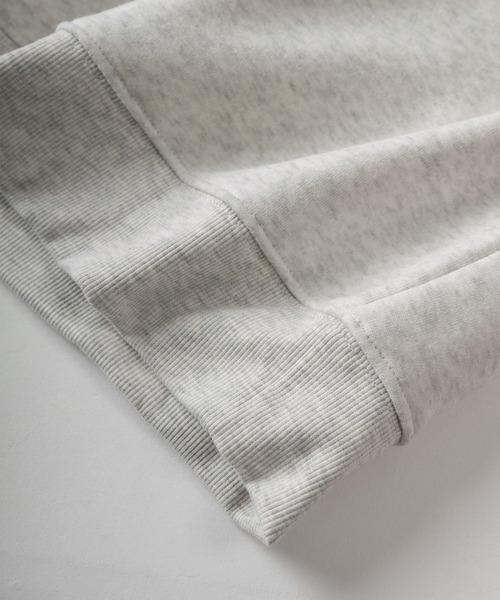 Disney（ディズニー）の「【71】【Disney/ディズニー】ミッキーマウス/ベイマックス アップリケ & 刺繍デザイン 裏起毛 スウェット（スウェット・レディース・ネイビー/ベージュ/ホワイト/ライトグレー/アッシュグレー/オフホワイト/ブルー/ダークグレー/ブラック/チャコールグレー・M/L/XL）」の14枚目の写真